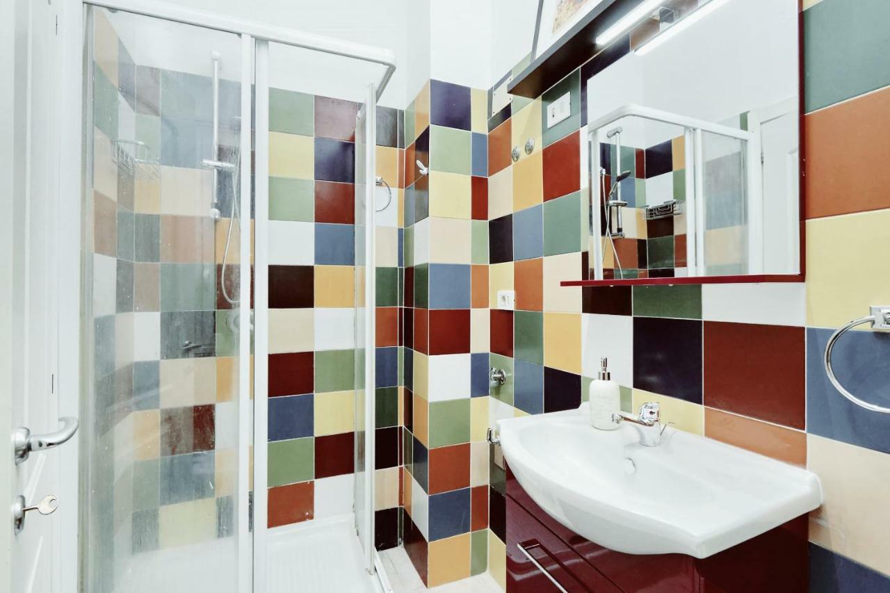 Bbhome Trastevere Station White Chic Apartment Roma Exterior foto